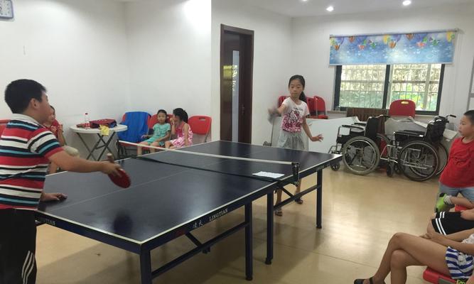 孩子学乒乓球的好处（培养孩子的协调性和专注力，提高身体素质）