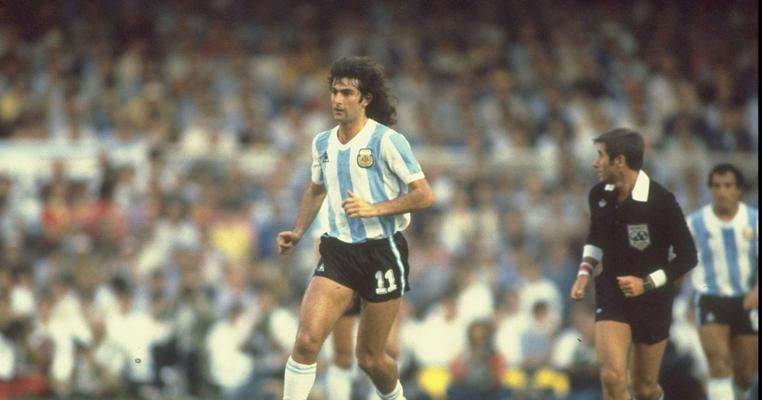 阿根廷足球世界杯历史战绩（探秘阿根廷队在世界杯赛场上的经典之旅）