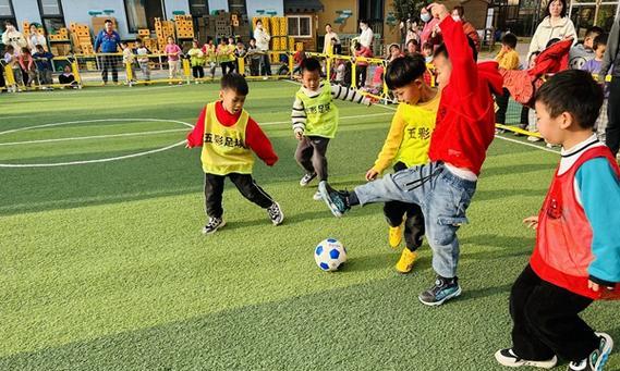 儿童足球技巧大全（提升孩子足球水平的15个关键技巧）