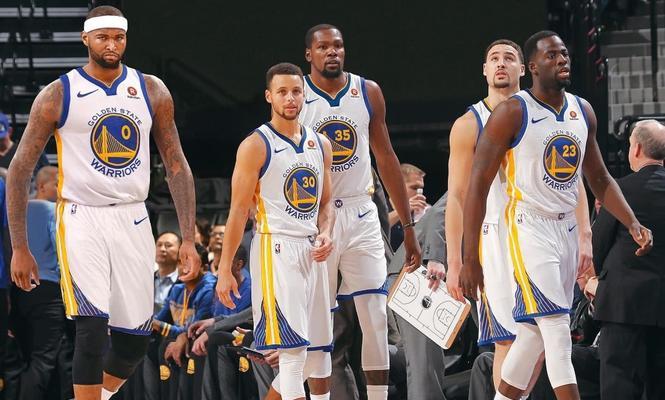 NBA实力排行榜揭晓——竞技巅峰的舞台（探索球队实力与荣誉的维度）