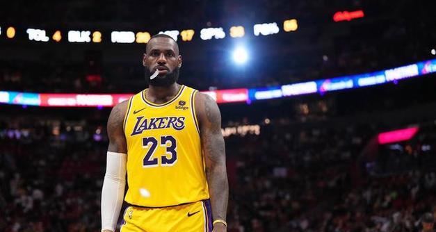 NBA球员排行榜第七名（探寻第七名球员在世界最顶尖联赛中的辉煌表现）