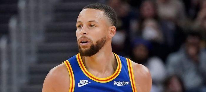 NBA球星正负值排行榜（正负值排行榜揭示NBA球员的真实贡献，媒体焦点是否有偏差？）