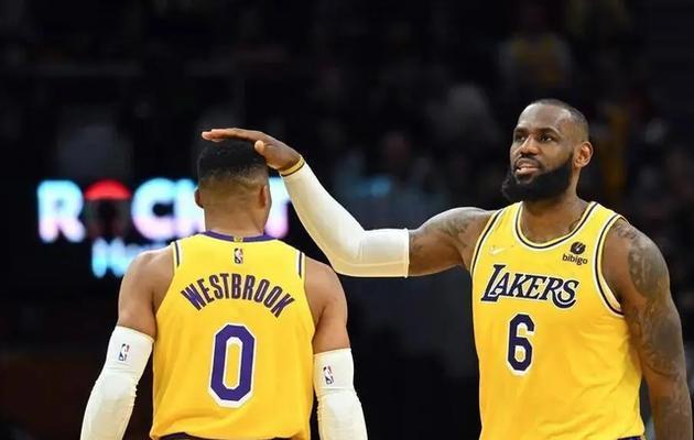 NBA全能得分王排行榜（历史进程中崛起的得分能手，挑战篮球纪录的关键角色）