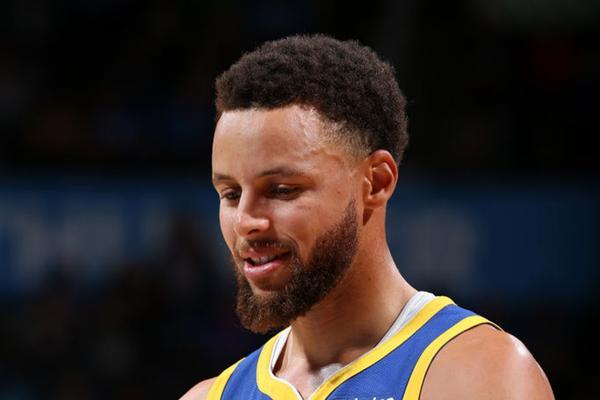 NBA三分王排行榜第一（詹姆斯·哈登的三分统治力及其对球队的影响）