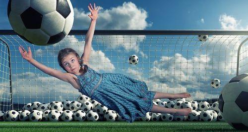 女孩踢足球的技巧（培养女孩足球天赋的关键技巧）