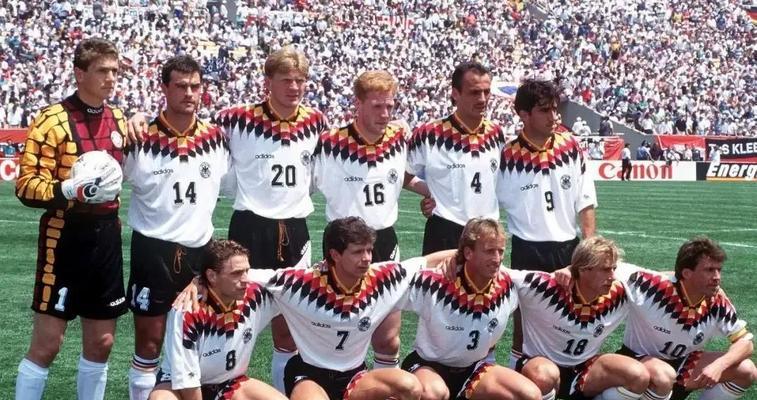 德国队世界杯历史首场比赛的辉煌（追溯历史，德国队的世界杯开局之路）