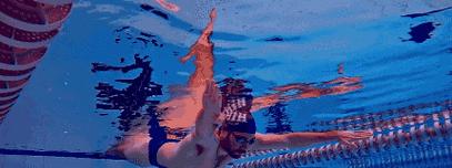 掌握游泳的20个技巧，轻松成为最快的游泳健将（游泳技巧大揭秘，让你在水中飞速前进）