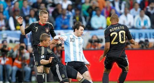 探究阿根廷世界杯失利的原因（从战术、心态到球员状态，阿根廷世界杯的失利之谜解析）