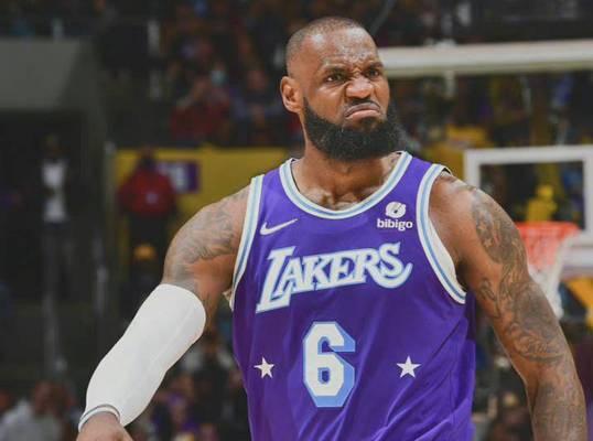 2020年薪排行榜NBA球员（揭秘NBA球员2020年薪水榜单，探寻巨星们惊人的收入）