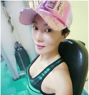 乒乓球大妈（以体育小区乒乓球大妈为主题的故事）