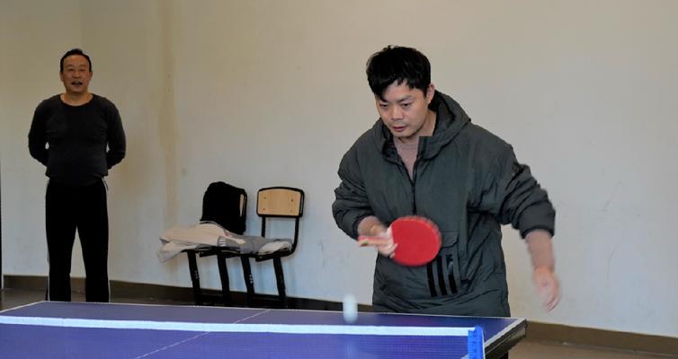 乒乓球教练教挡球技巧（提升乒乓球挡球水平，成为技术高手）