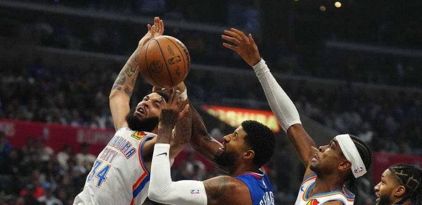 NBA防守三秒区的重要性与技巧（挑战与策略，掌握进攻利器）
