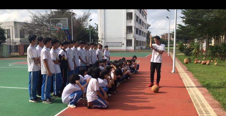 篮球教学之防守位移动作要领（提高防守能力，打造坚实防线）