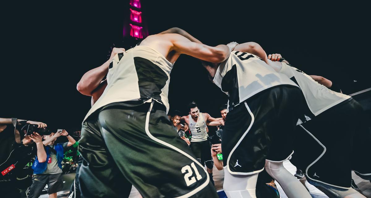 如何快速落位，提升5v5篮球防守水平（掌握关键技巧，有效提高防守效果）