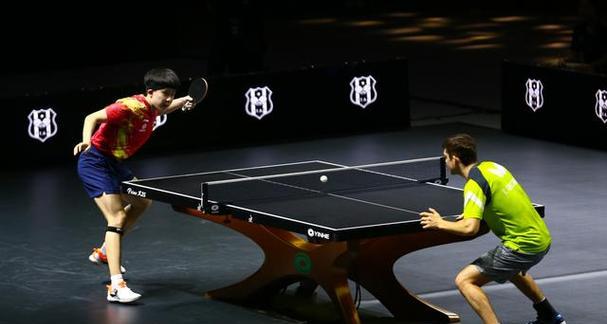 国外对乒乓球转弯技巧的评价（探索国外专家对乒乓球转弯技巧的独到见解）