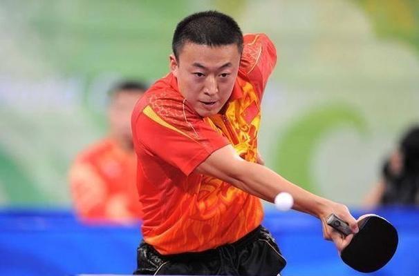 乒乓球跃起击球技巧教学（提升乒乓球发球技术，打造强力攻击）