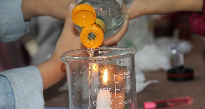 提升技巧！掌握以漏斗乒乓球吹气技巧的关键（从零基础到高手，让你的乒乓球吹气技巧大不同！）