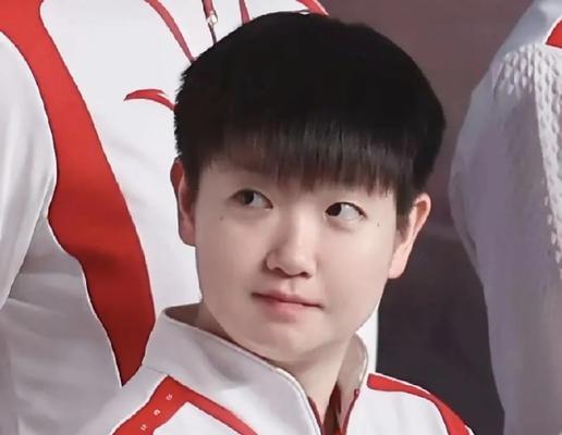 探秘乒乓球界的身高巨人（以乒乓球身高最高的人为例，揭开他们的秘密）