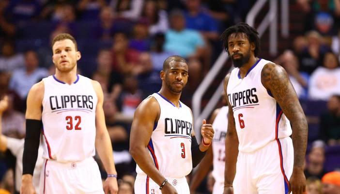NBA年度扣篮特效排行榜（震撼世界的高空骑士们，谁才是真正的篮球之王？）